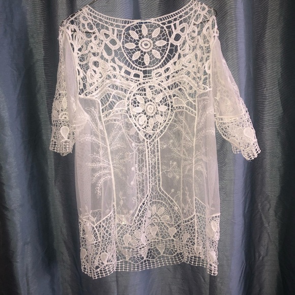 Ricki’s XL  white sheer blouse with lace pattern , new or like new - Picture 7 of 7